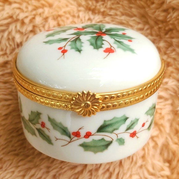 Lenox Trinket Box Christmas Holly - Picture 1 of 7